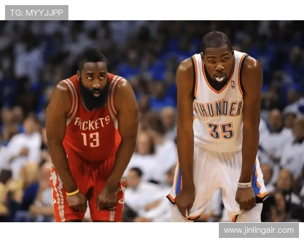 足球巨星与NBA传奇碰撞：跨界交流点燃运动激情，谁将主宰场上风云