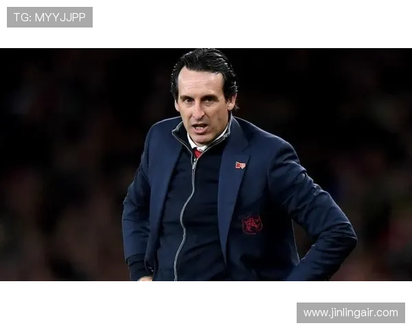 黑帮足球星的传奇人生与沉浮故事背后隐藏的血色荣光